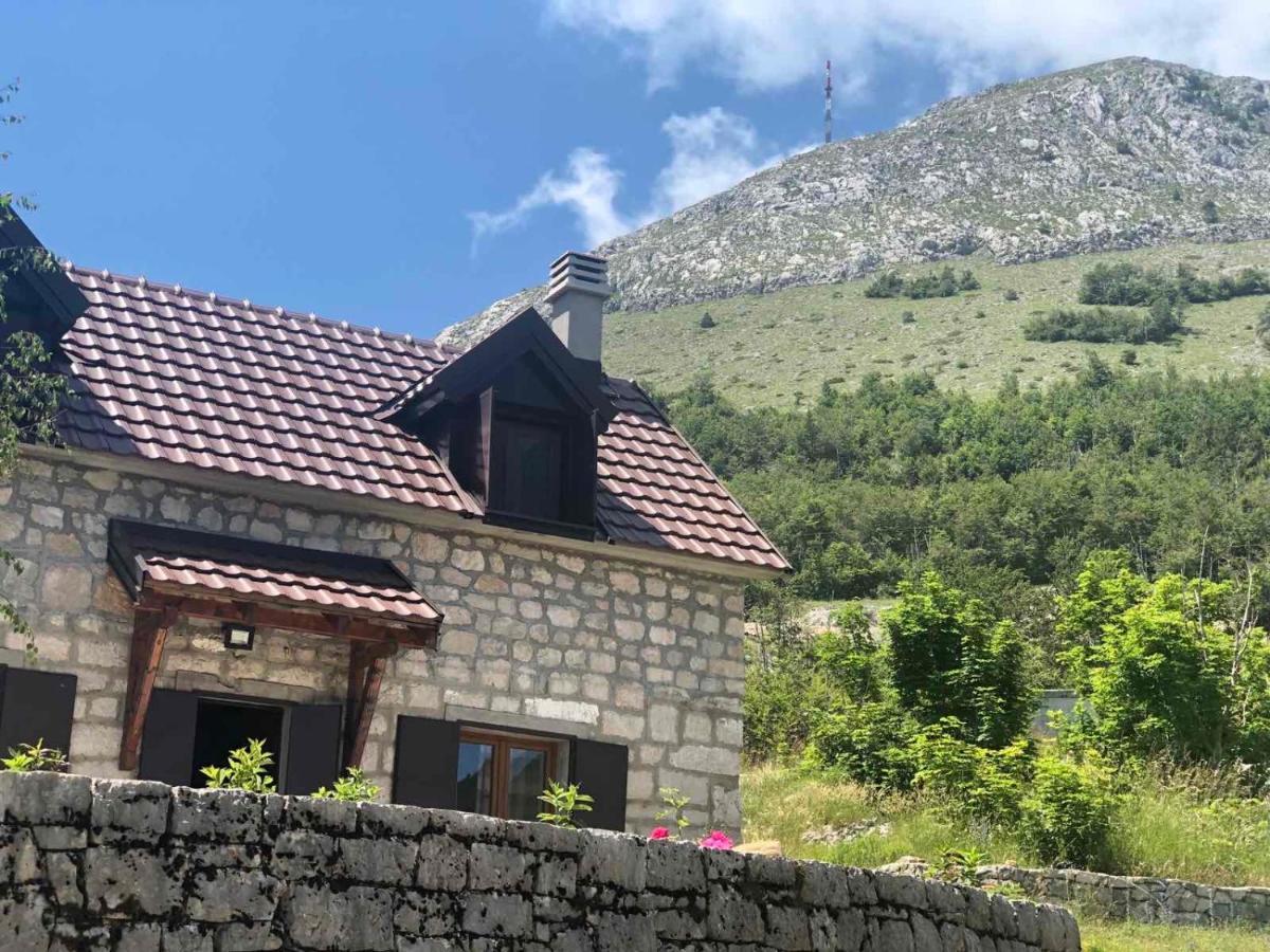 Lovcen Holiday Home Cetinje Exteriör bild