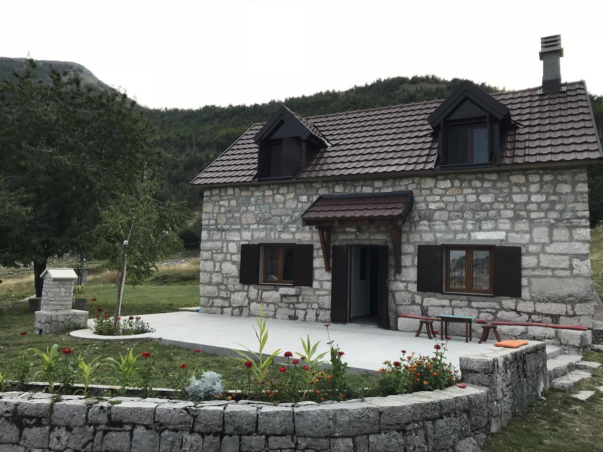 Lovcen Holiday Home Cetinje Exteriör bild