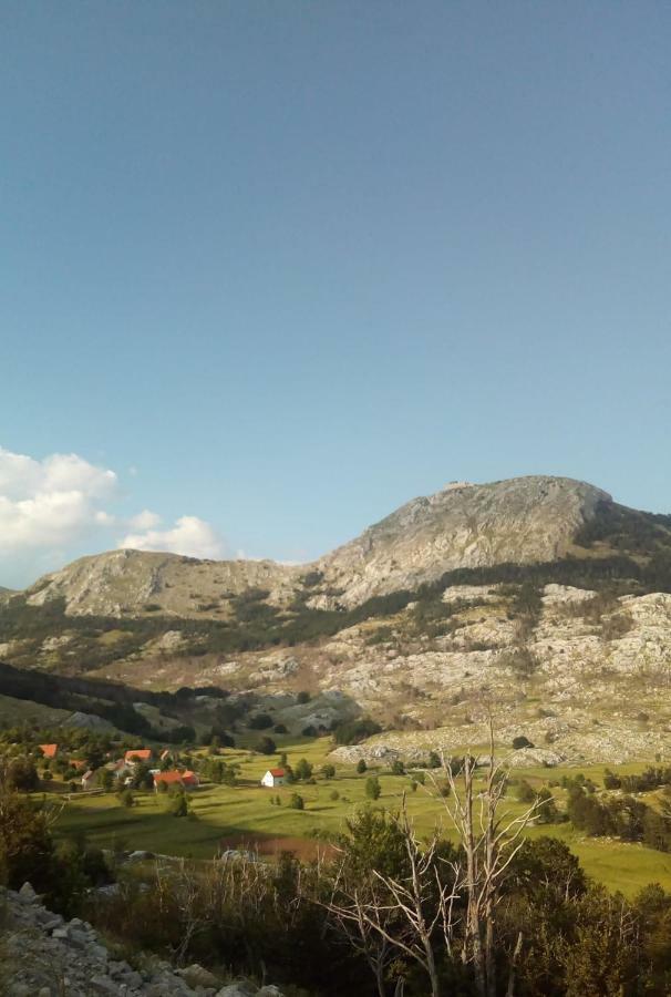 Lovcen Holiday Home Cetinje Exteriör bild